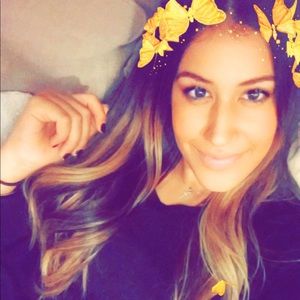 Meet your Posher, Krystal